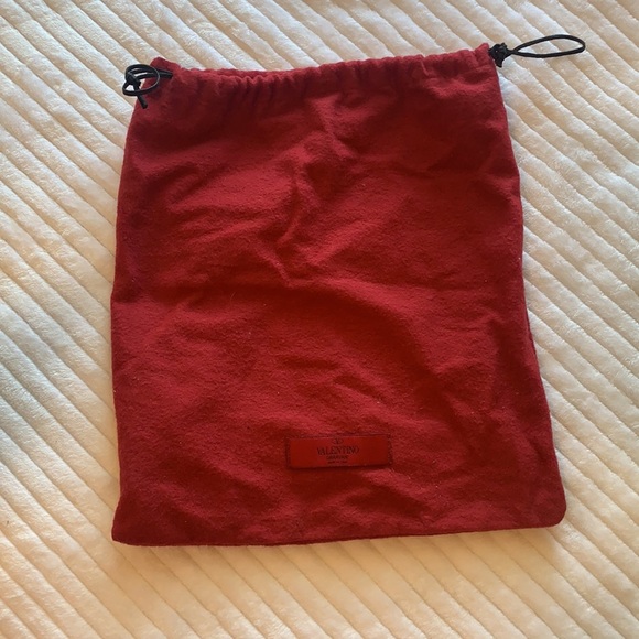 Valentino Garavani Rockstud Pump - Picture 2 of 5